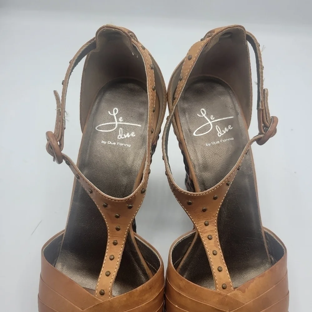 Le Due by Due Farina platform Sandals size 39 see description